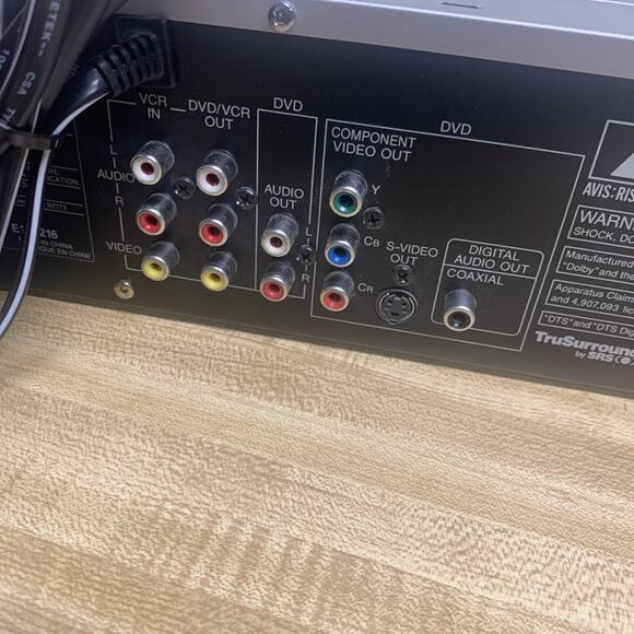 Hitachi DV-PF2U DVD/VCR/MP3 Playback Silver Combo Player w/Remote TESTED - Picture 10 of 13